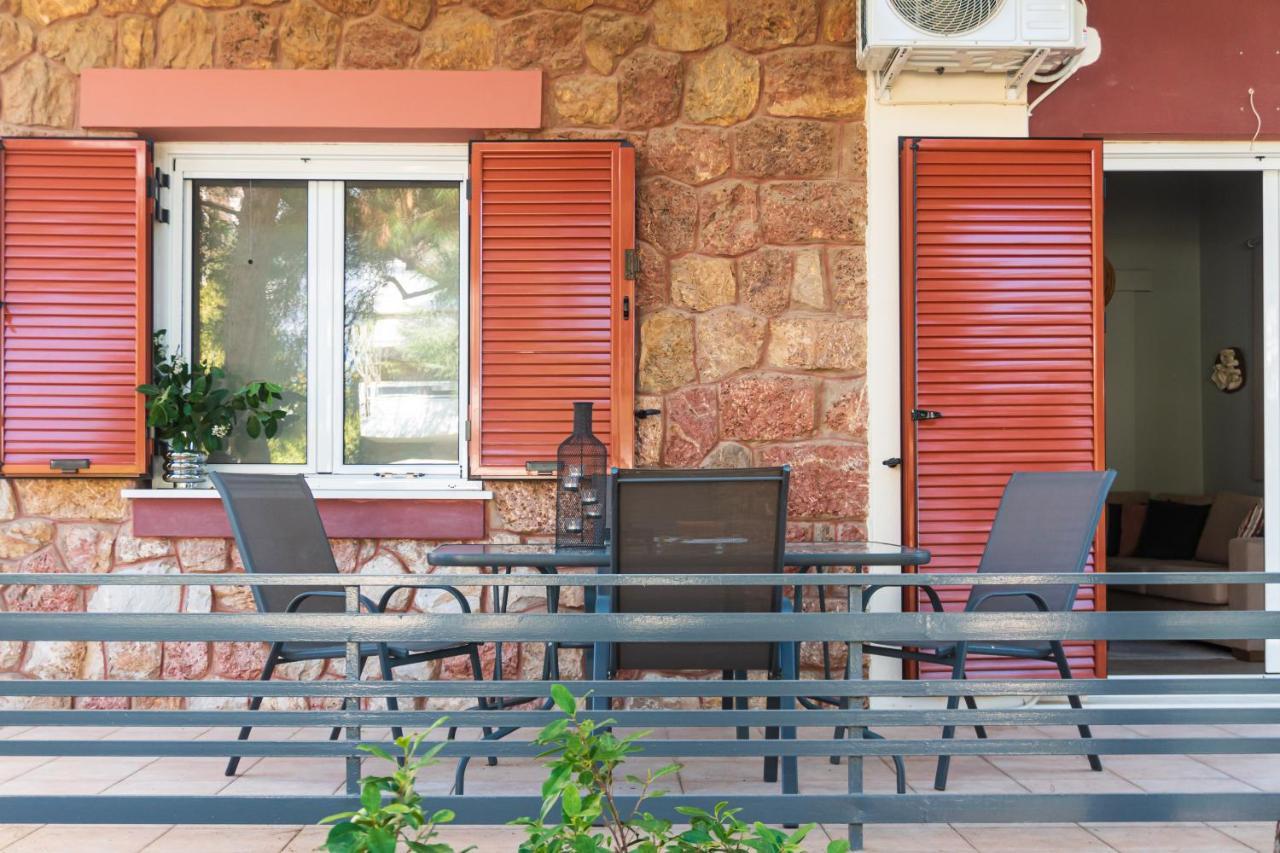 Bright 2Bd Apt, Garden View & Parking - Glyfada Athén Kültér fotó